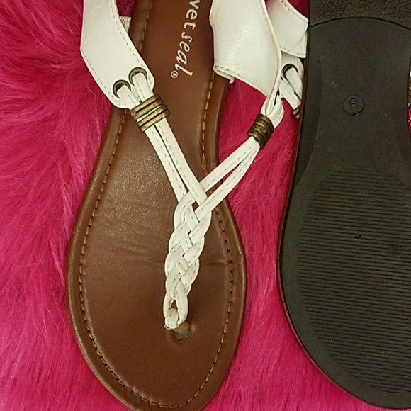 Sandals - Picture 3 of 3